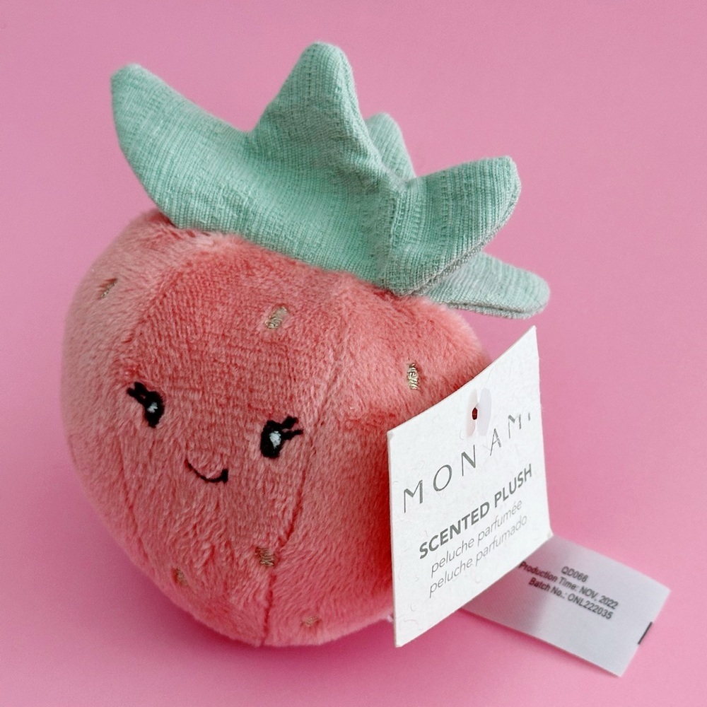 MON AMI - Strawberry Scented Plush Toy - Picture 14 of 14